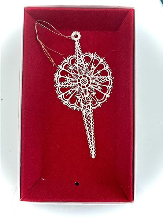 Winterlace by Tamerlane Geometric Ornament