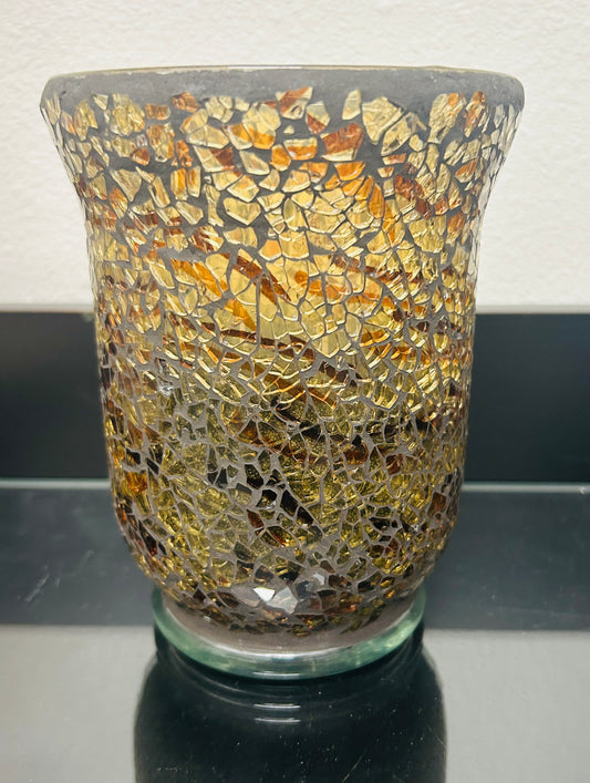 Cracked Candle Holder with Black Pearled Sand