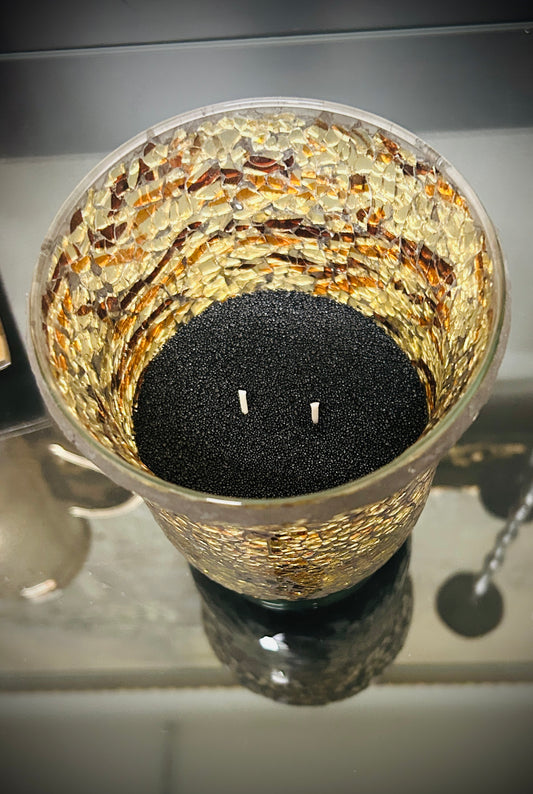 Cracked Candle Holder with Black Pearled Sand