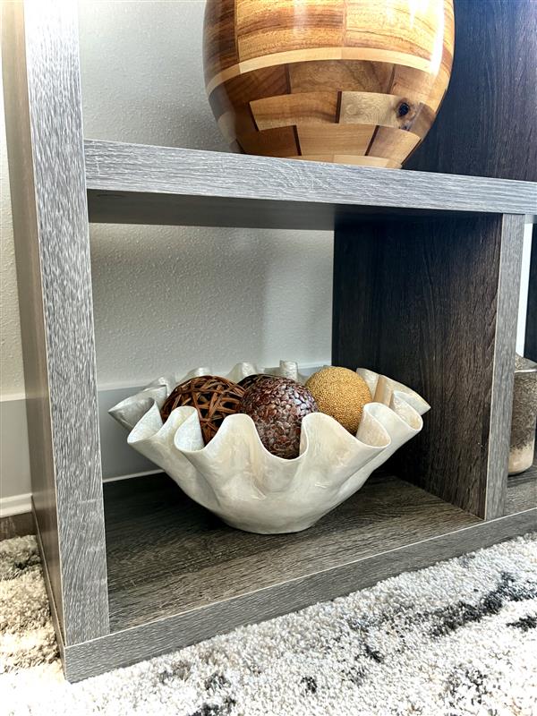 Scalloped Bowl with Pearled Finish
