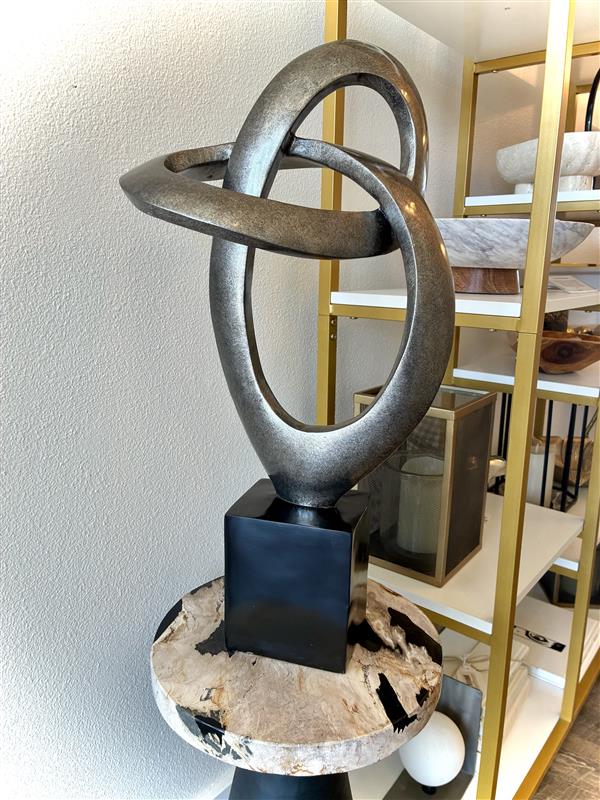 Eternal Love Sculpture