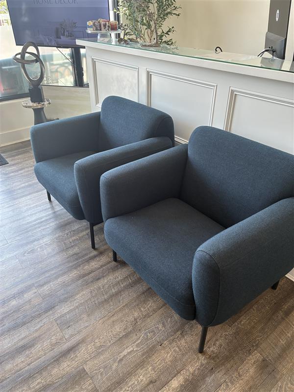 Puff Puff Lounge Chair by Blu Dot
