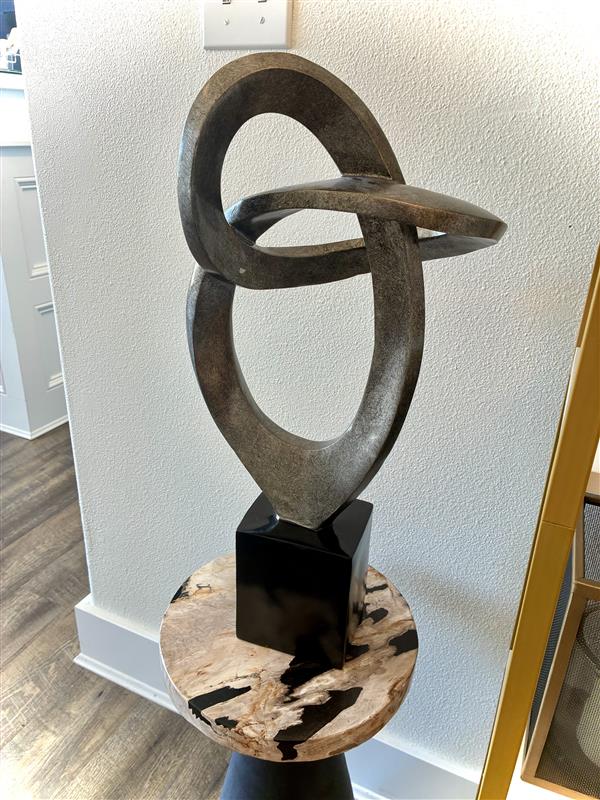 Eternal Love Sculpture