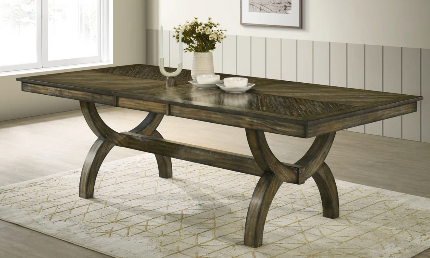 Traditional Wooden Extendable Dining Table