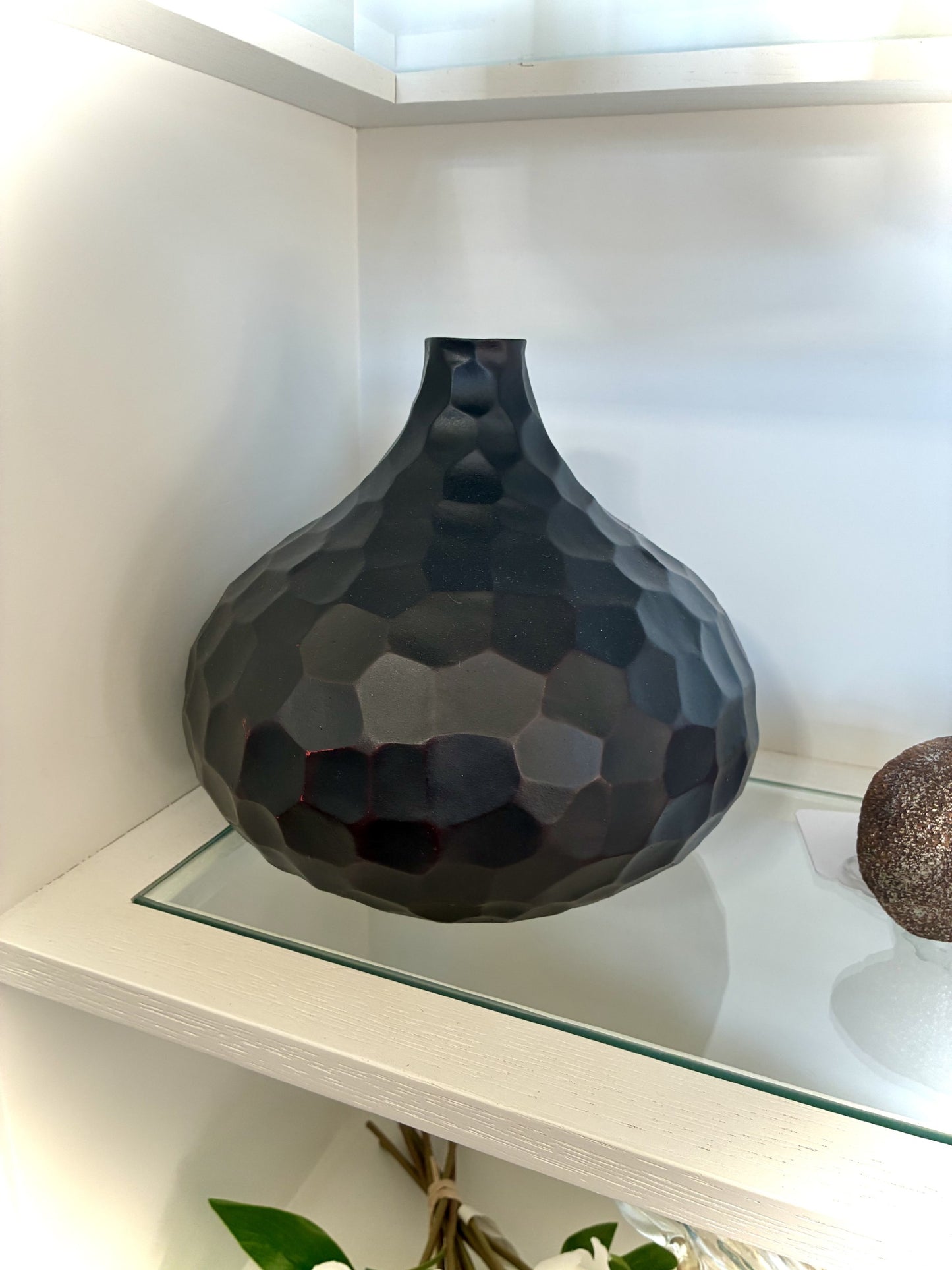 Black Honey Comb Vase